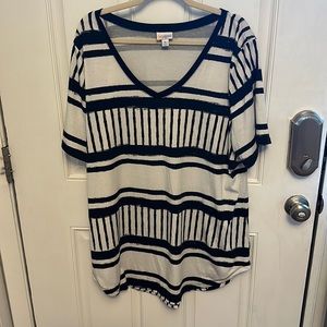 Lularoe Christy T Shirt XL